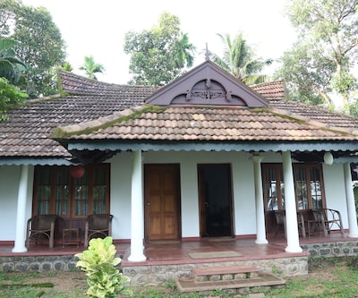 Kovilakam Lakeside Villa